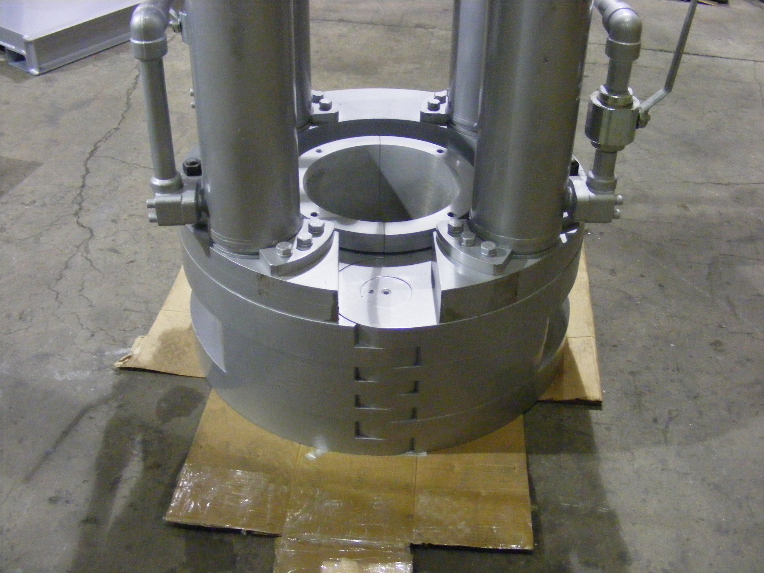 Hinged Bowl Casinjac Slotted Cylinder Assembly.JPG