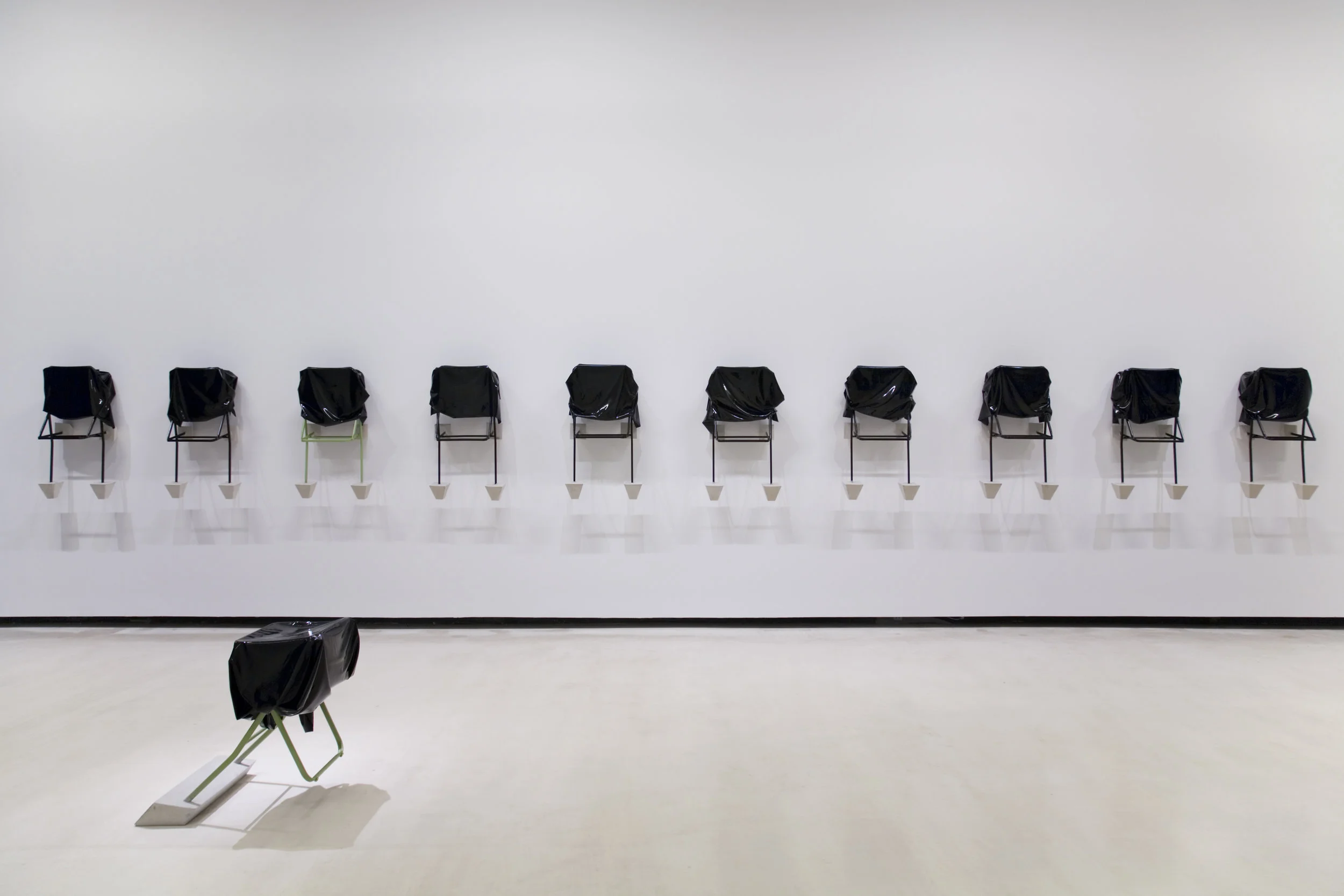 NOTHING TO BE SCARED OF. THEY ARE CRAZY ABOUT EACH OTHER (LIGHTLY BRACING). 2018 Latex, 13 metallic structures (Ikea JEFF chair), cement and paint 119,3 x 99 x 99 cm (each)