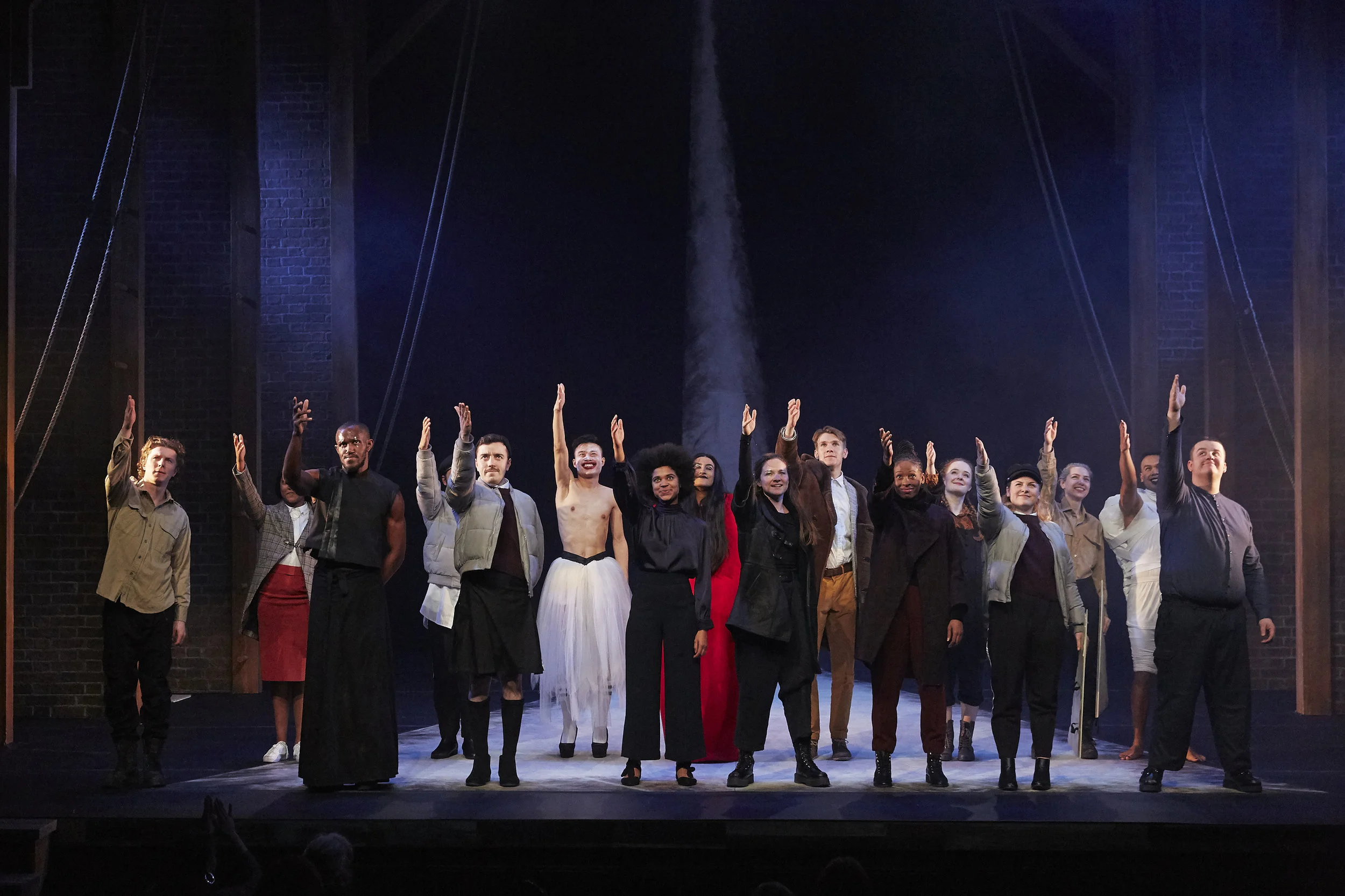 Macbeth Curtain Call at Garrick Photo : The Other Richard