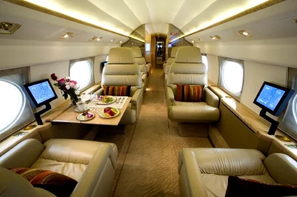 ch_privatejetinteror11.jpg.647x0_q100.jpg