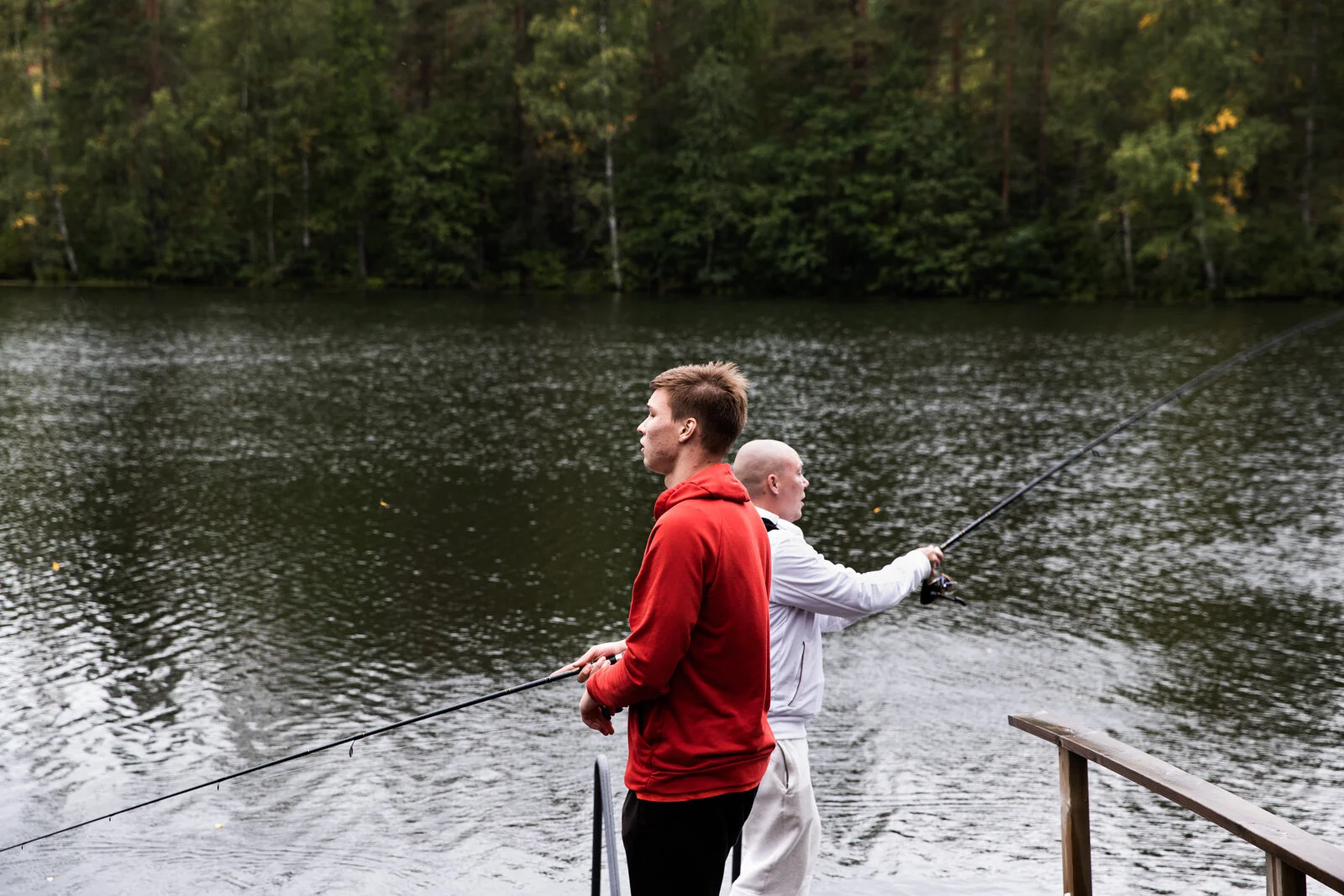  Vapaa-ajalla voi vaikka kalastaa. 