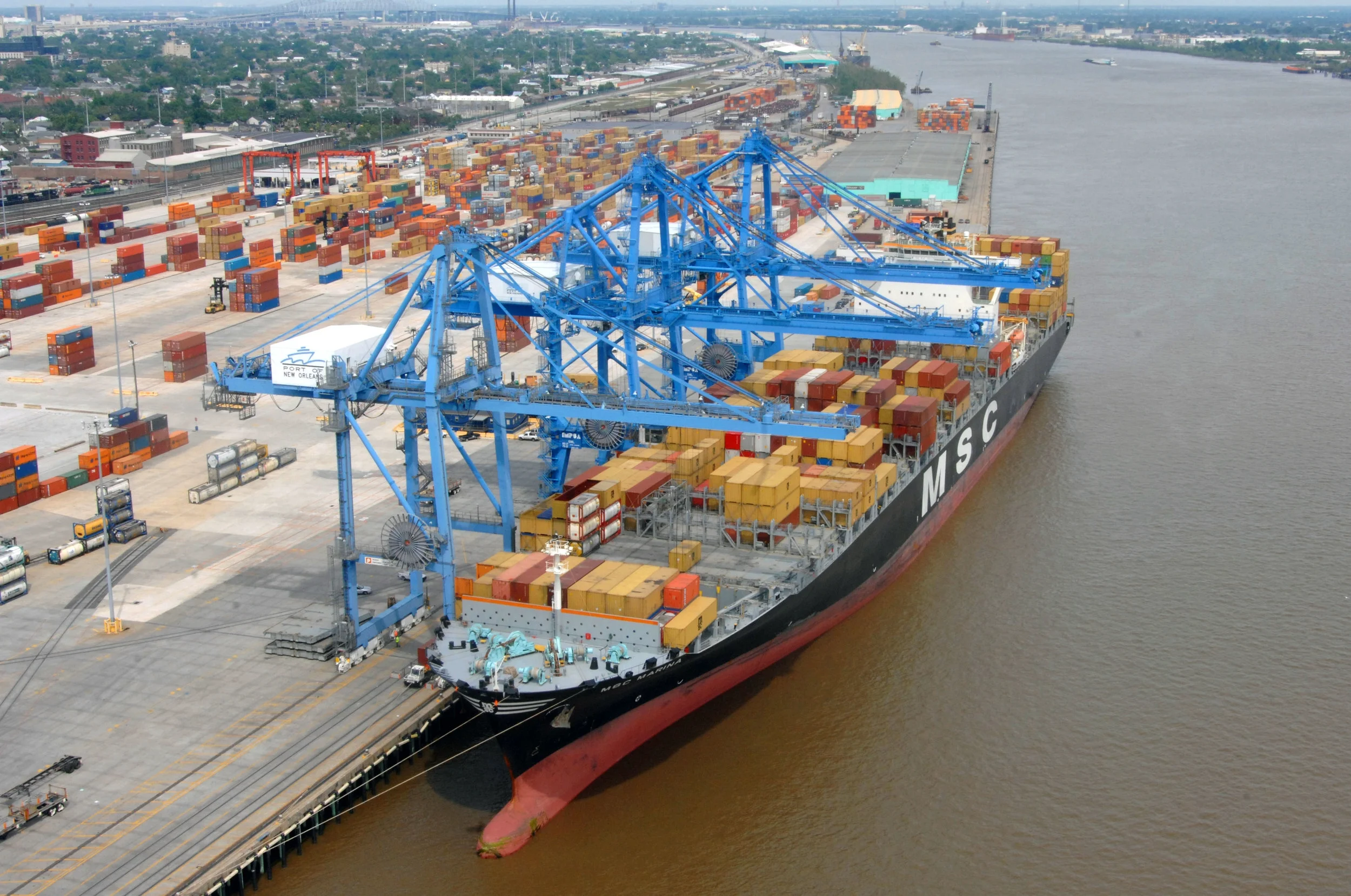 Container_ship_New_Orleans-2.jpg