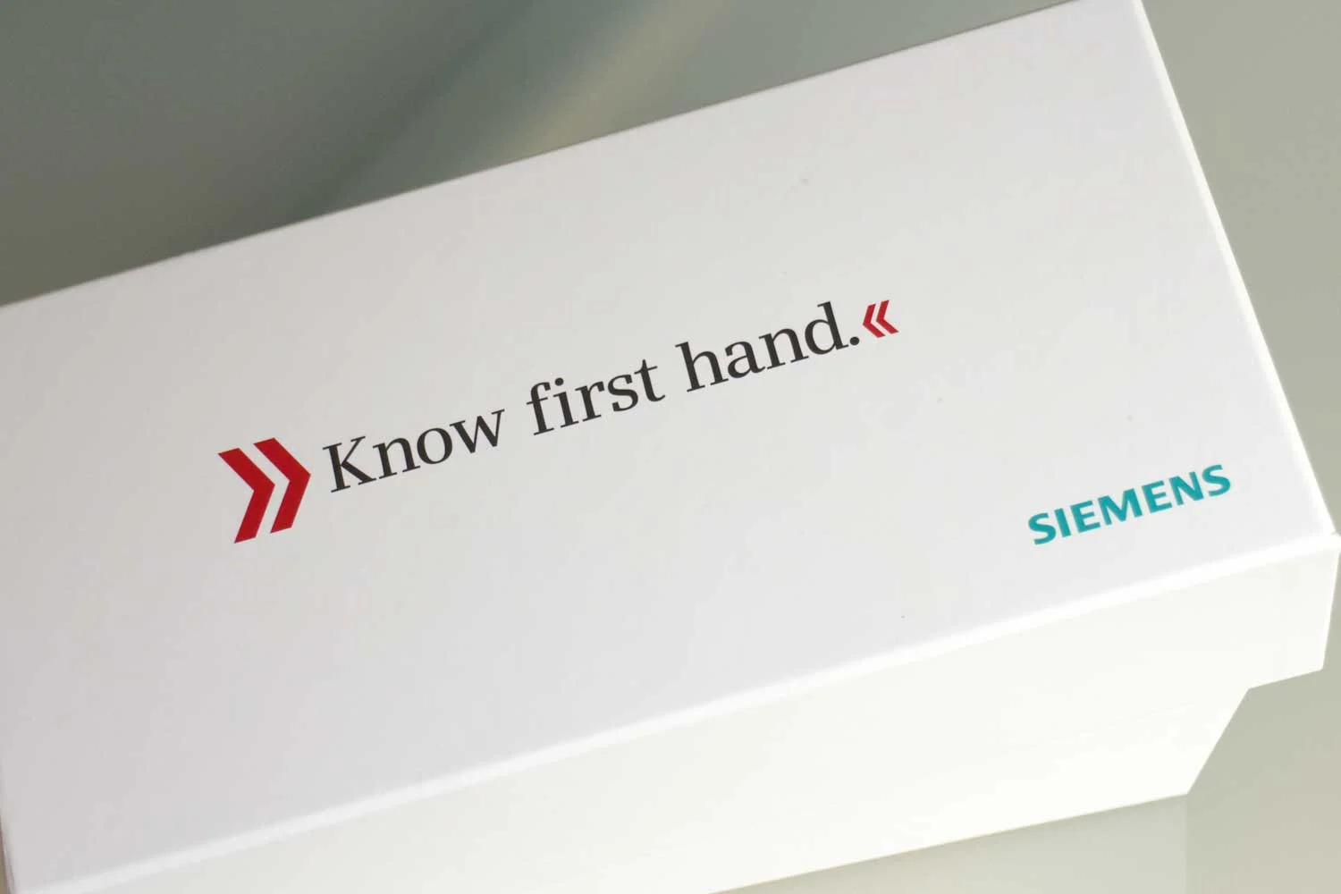 Siemens Lifeworks Direct Mail Invitation - Using paper over board box