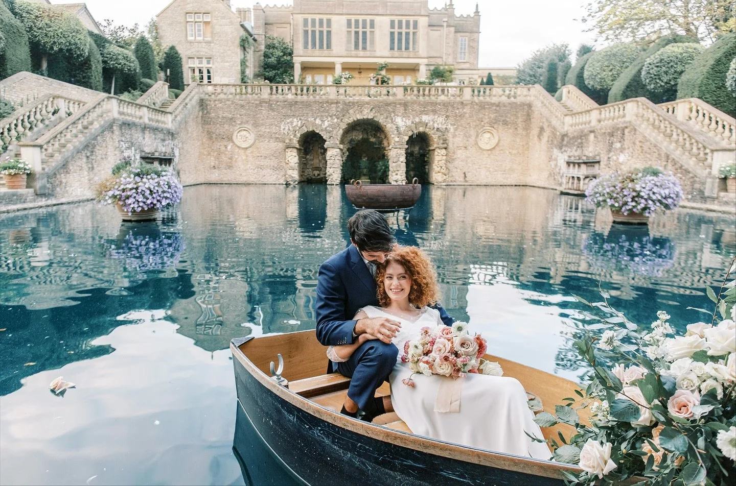 When the background to your wedding photos is @euridge_ it would be rude not to push the boat out! 

#euridgemanor #euridgewedding #weddingplanning #luxurywedding #euridgeweddingphotography #fineartweddingphotographers #cotswoldweddingphotographer 

