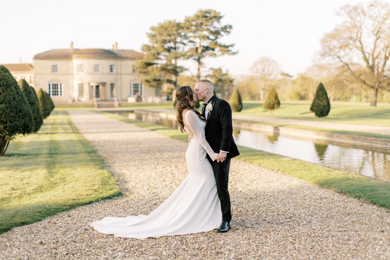One year since this absolutely stunning wedding at the incredible @stubtonhall. The most perfect day for Keely &amp; Declan, celebrating in their dream venue surrounded by all their favourite people.

Venue: @stubtonhall 
Hair: @monamieweddinghair 
M