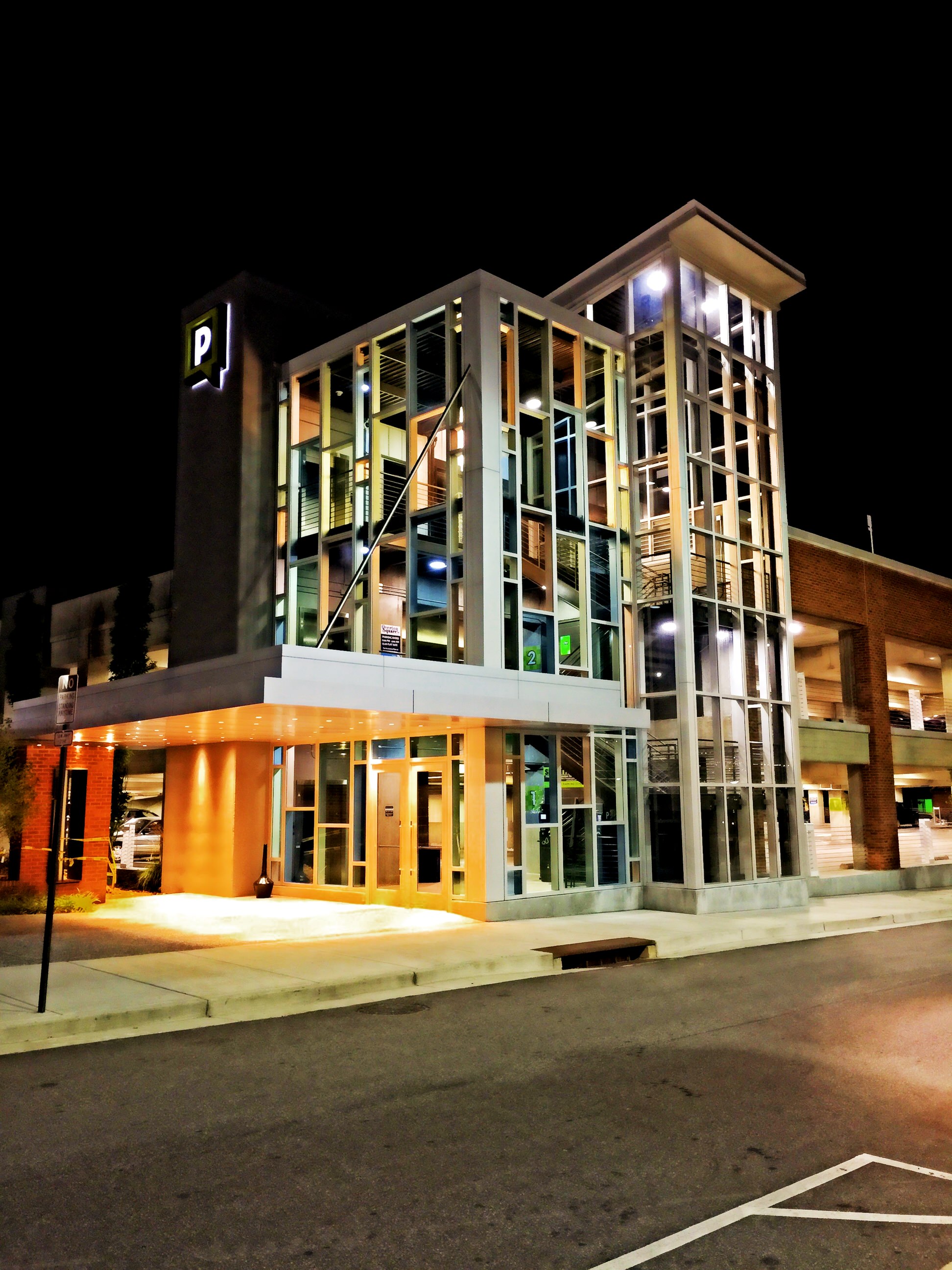 Overton Square Parking Garage in Memphis, TN
