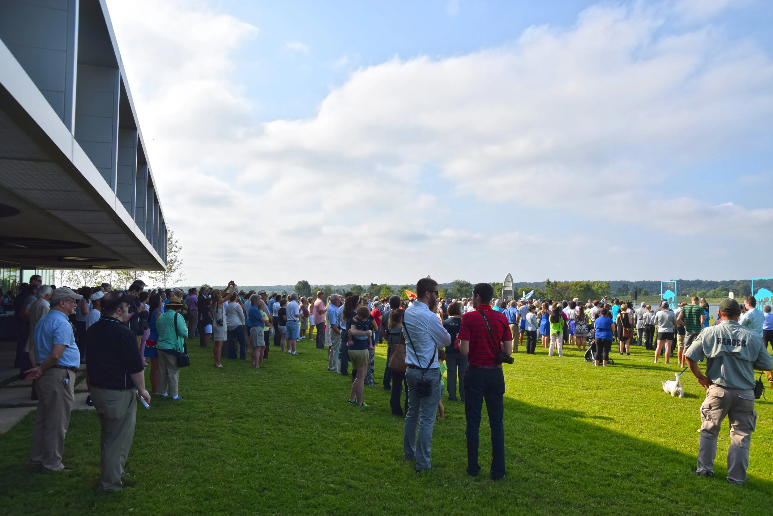 crowd_090116.jpg