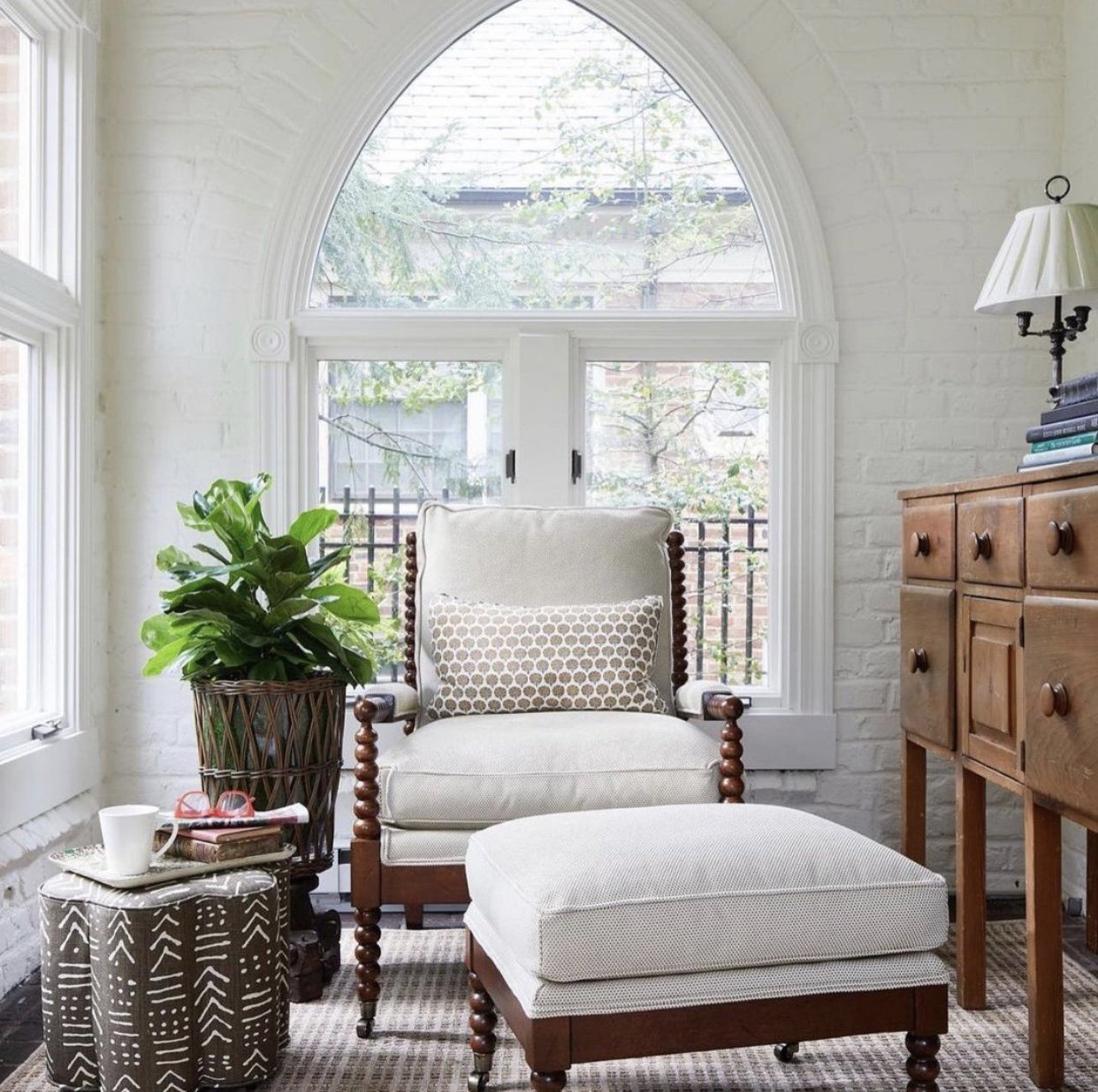  Suellen Gregory Interior Design | Penny Morrison (stool)