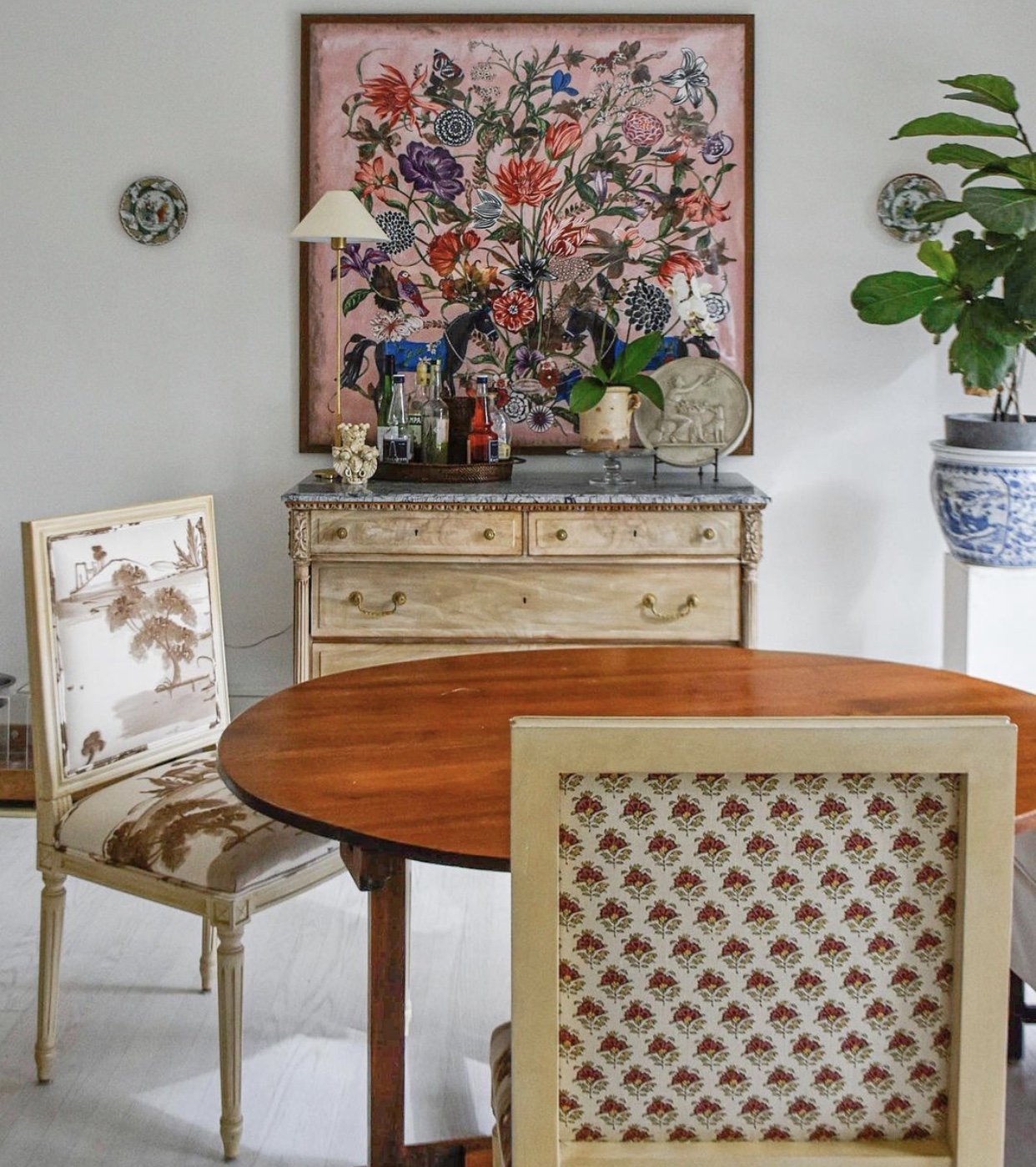 Masseria Chic | Jane Shelton Fabrics and Namay Samay (chairs)