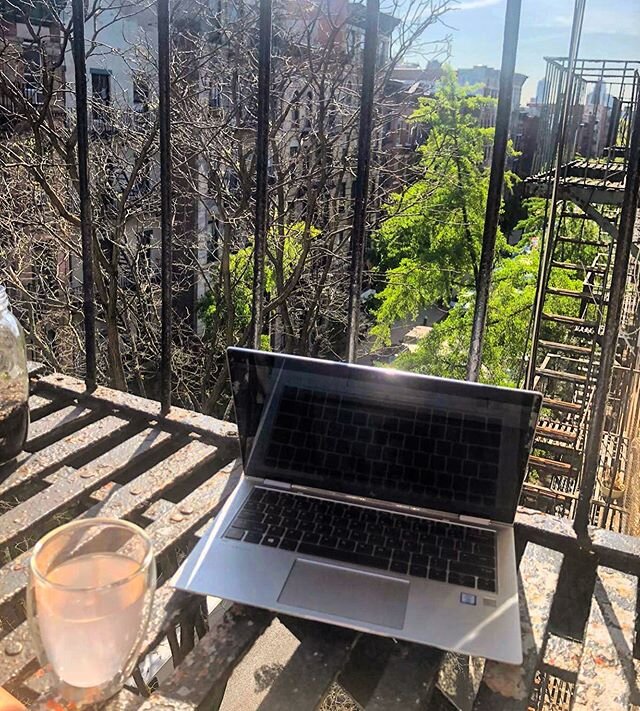 When the ☀️ makes an appearance, this is where @chloecws3 takes her WFH office! #thenewnormal .
.
.
#livinggme #nyc #celebration #newyork #opportunities #funtime #gme #globalmarketingexchange #workinnewyork #marketing #marketingaward #marketing-excha