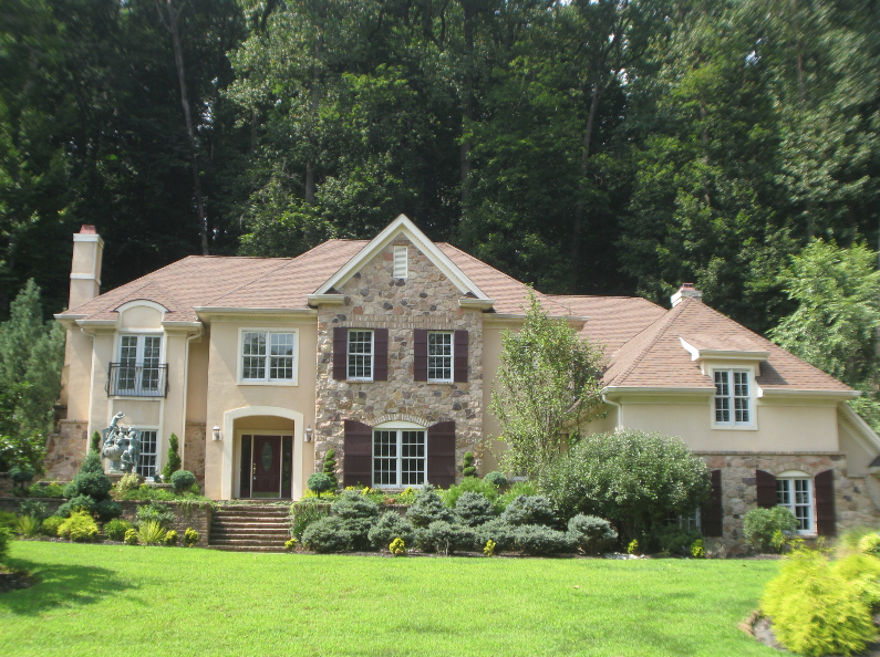 5830 Valley Stream