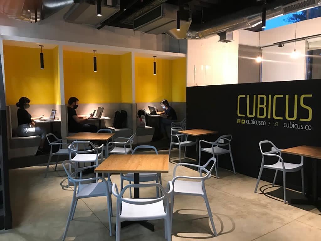 En CUBICUS nuestros espacios de coworking, oficinas y salas de reuniones est&aacute;n disponibles para tu pr&oacute;ximo proyecto. 

#coworking #workspace #oficina #barranquilla