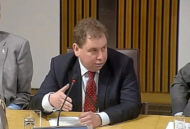 Dr Gordon Macdonald
