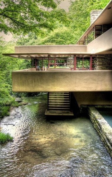 <a href=" http://theblackworkshop.tumblr.com/ " target="_blank">link</a>