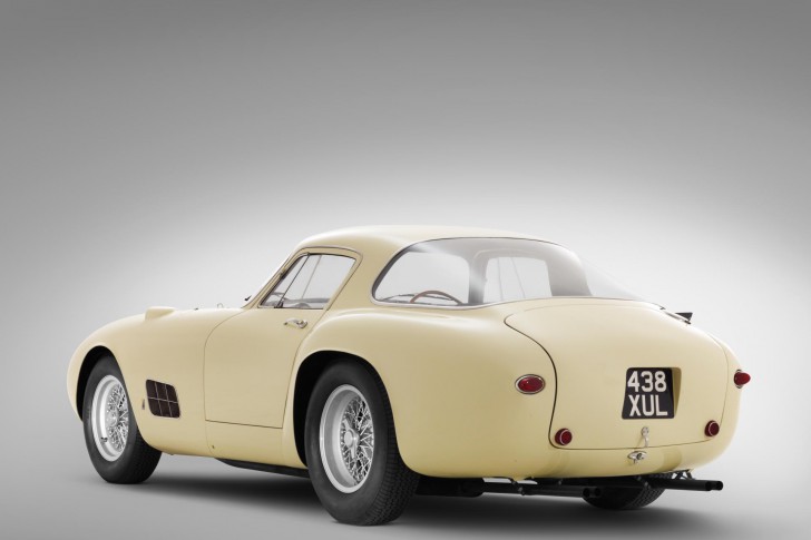 <a href=" http://www.hdwalls.info/wallpaper/1955-ferrari-410-s-06/ " target="_blank">link</a>