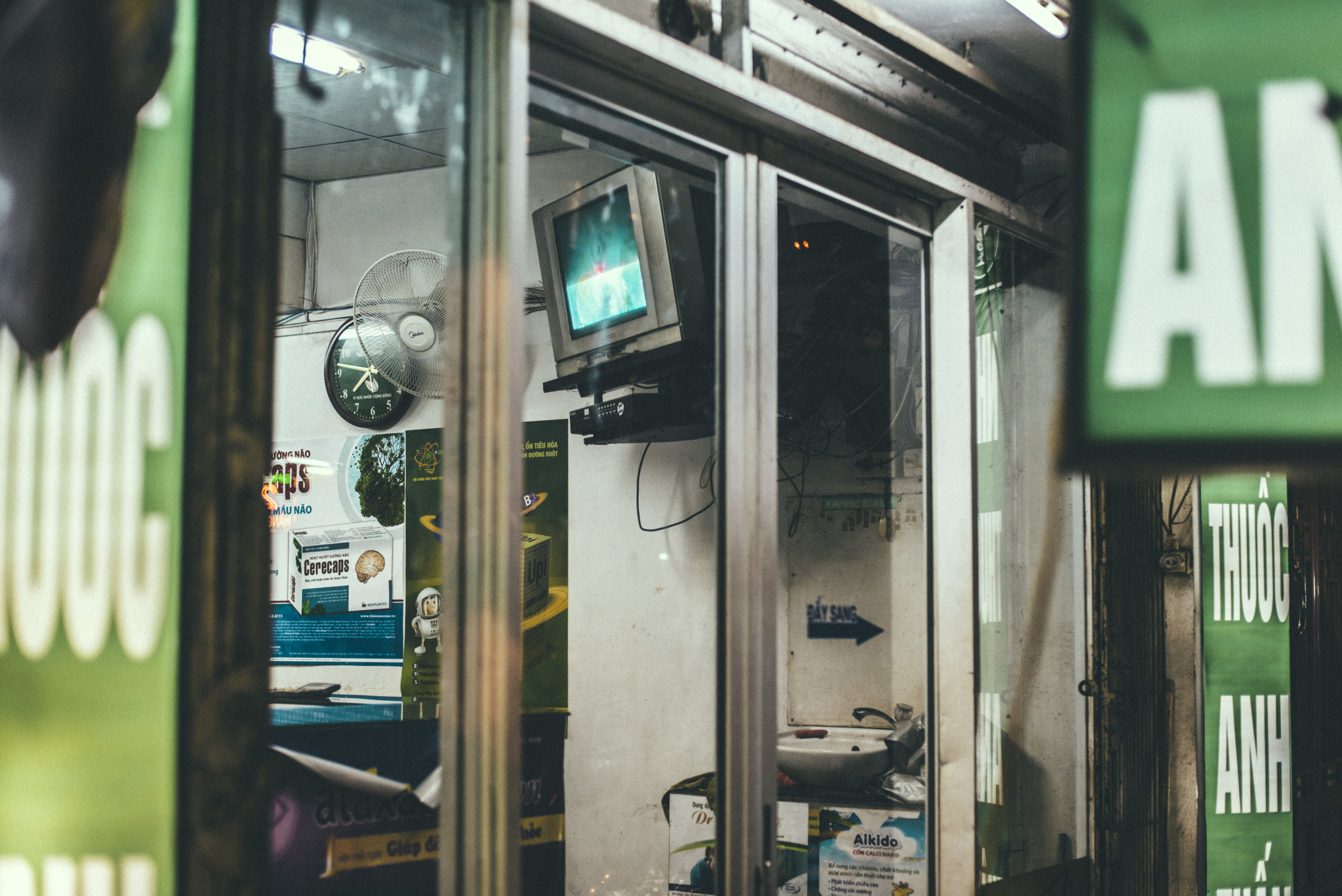 TV01.jpg