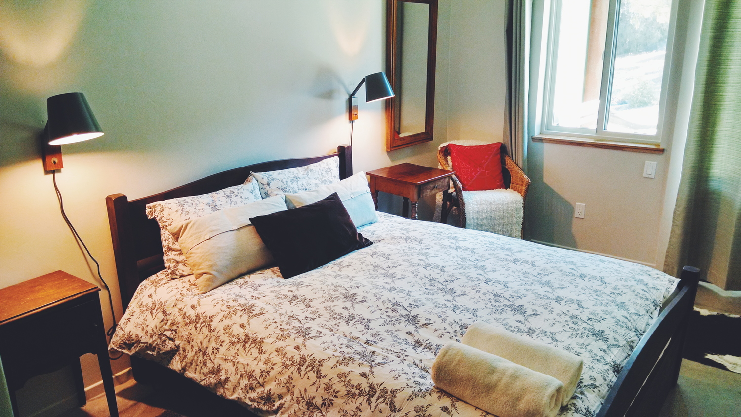 Two Suites are available for single or double occupancy.