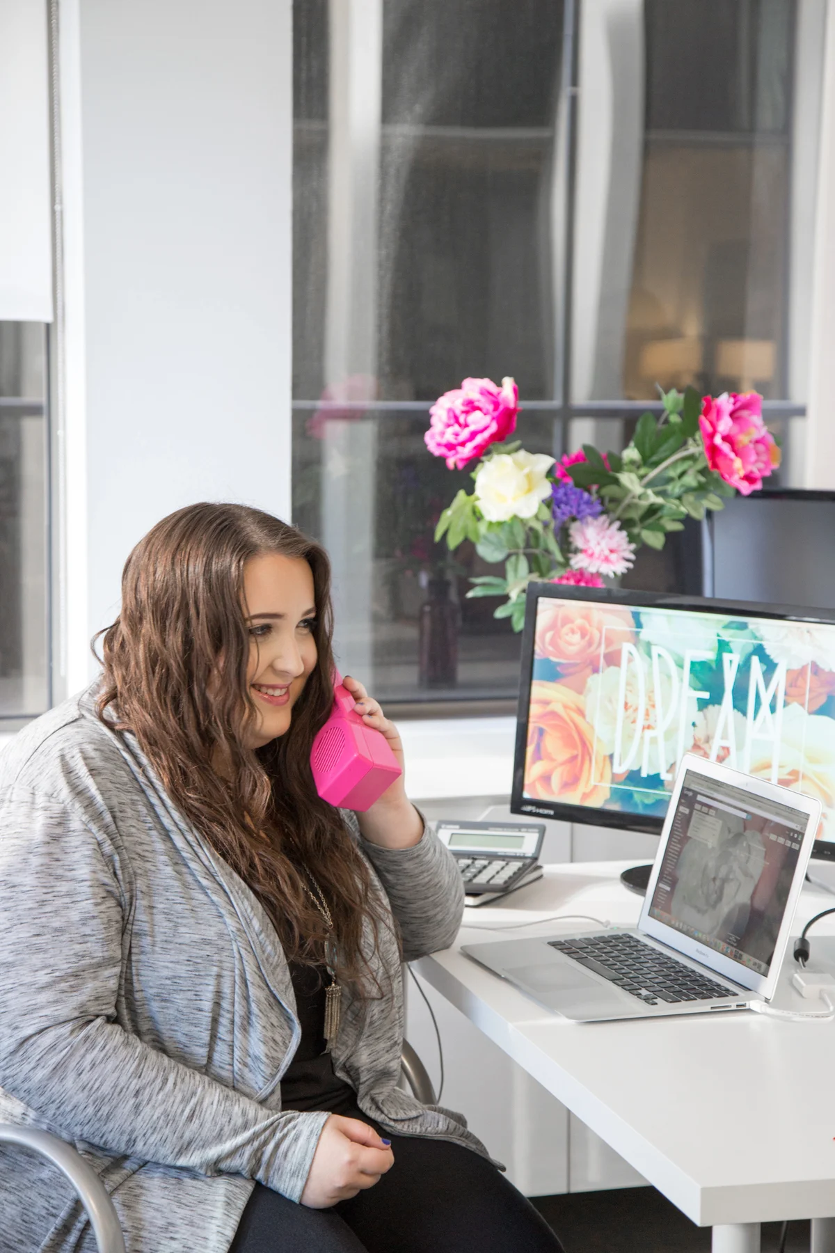 "Hello, Ryan Gosling?" Sale Director Evelyn Weisskohl answers her Dream Phone. 