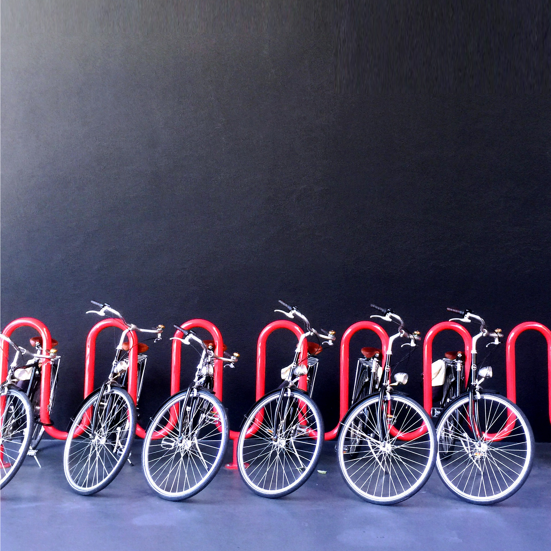  Take a pic or take a ride on a custom Linus x The LINE bike.&nbsp;  Credit:&nbsp; Kode of Kondukt  