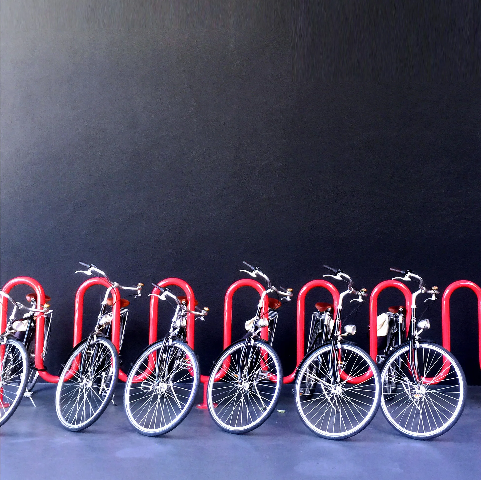 Take a pic or take a ride on a custom Linus x The LINE bike. Credit: Kode of Kondukt