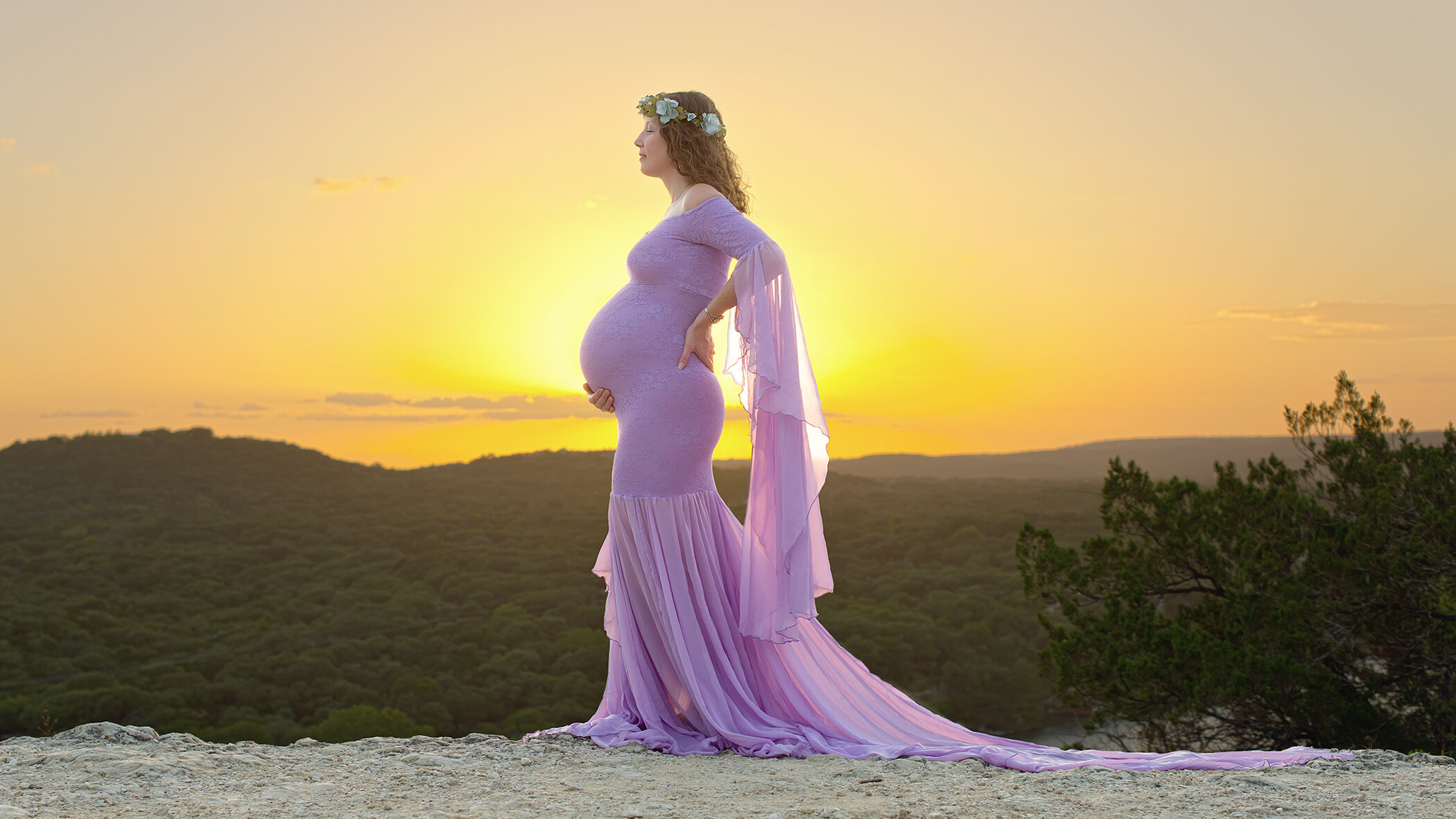 Backlit sunset maternity portraits