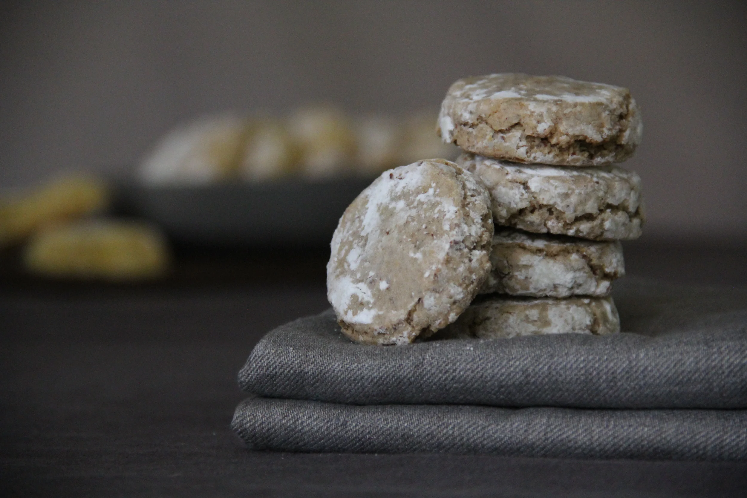 CITRUS HAZELNUT RICCIARELLI