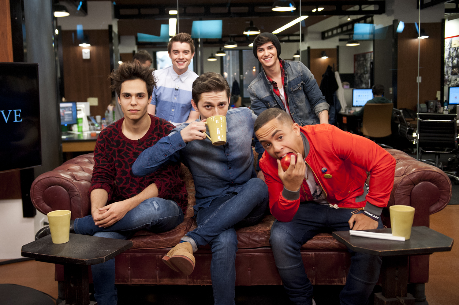  Midnight Red 