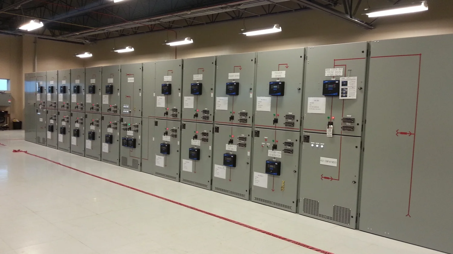 POWER DISTRIBUTION PANEL