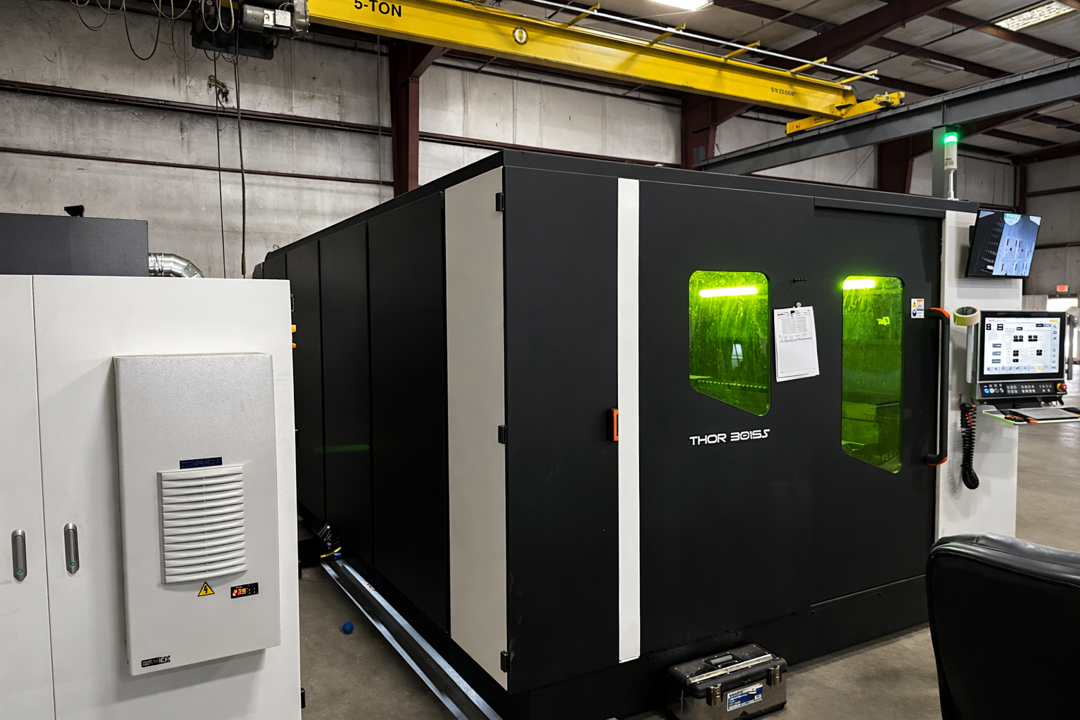 Thor laser cutting machine left-side angle