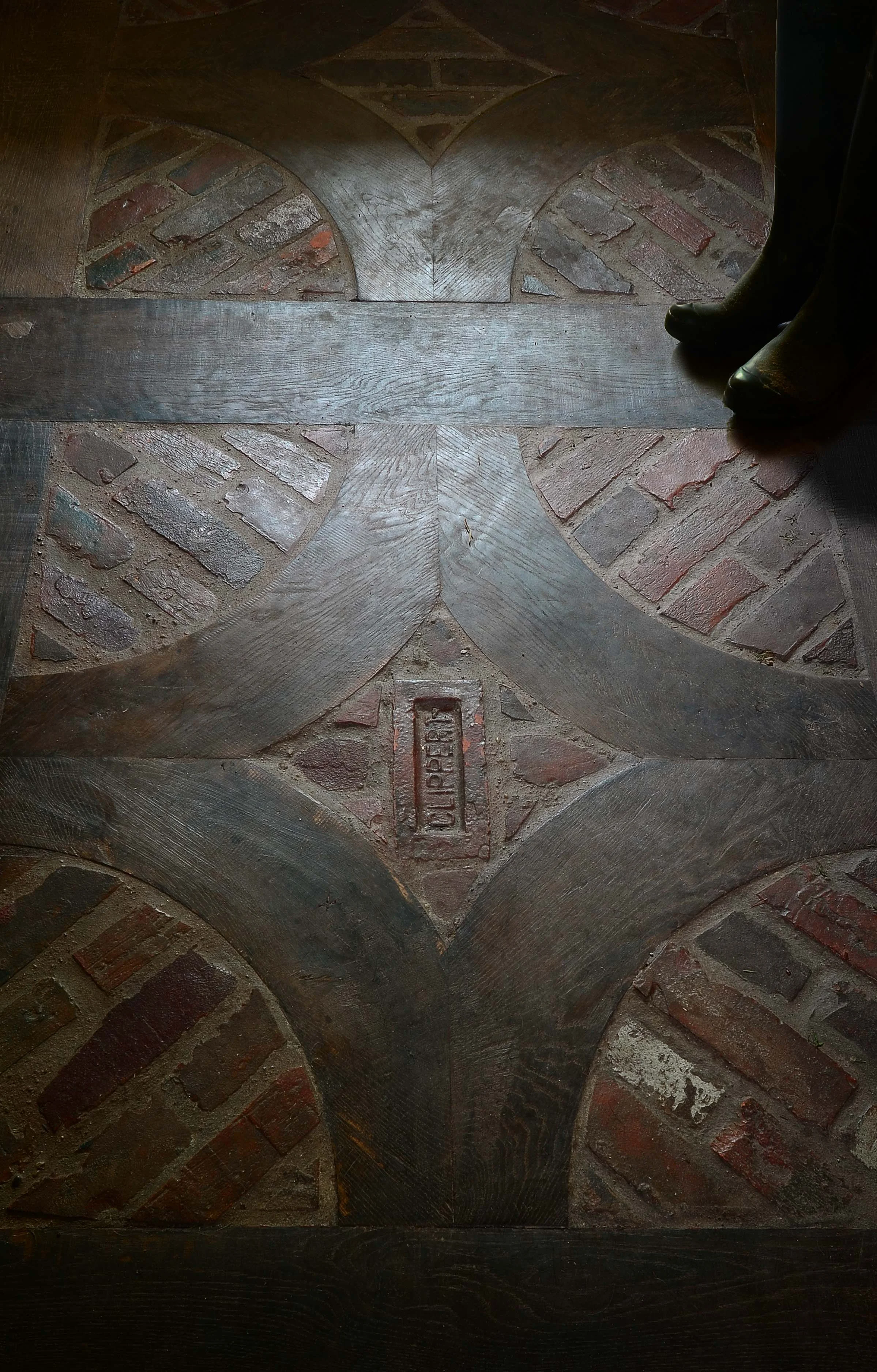 Mudroom 01v.jpg