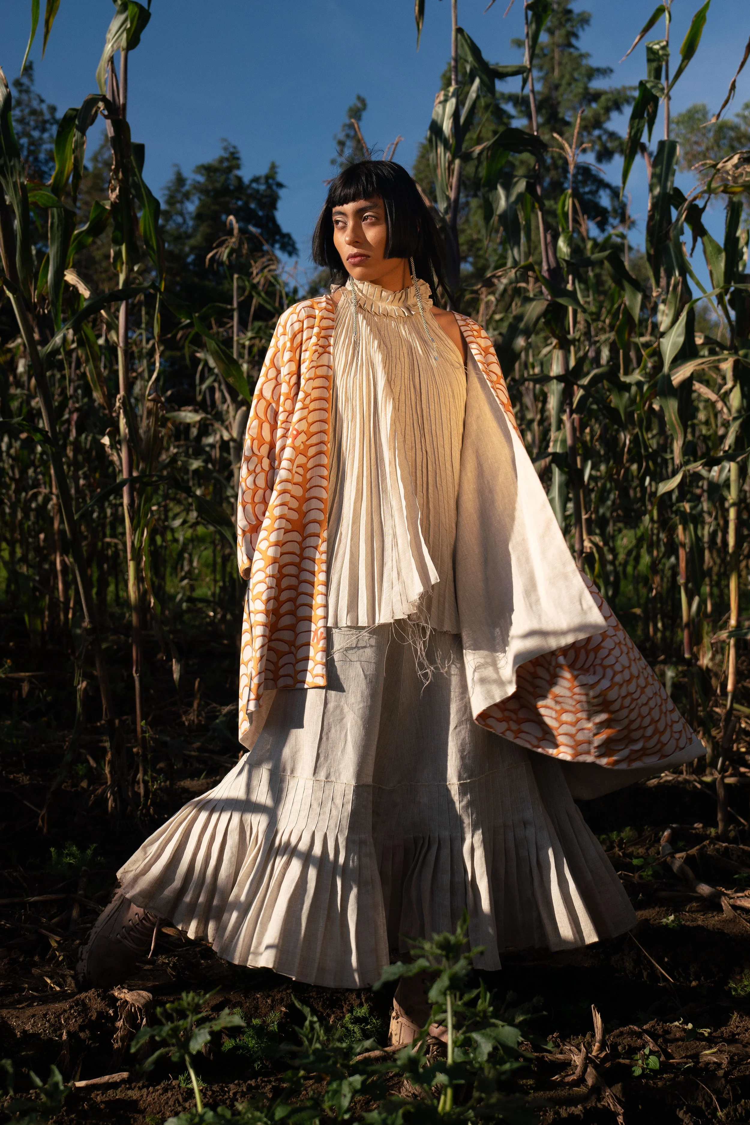 MAIZ 03512 BEIGE VESTIDO PELUDO CHAMULA_.jpg