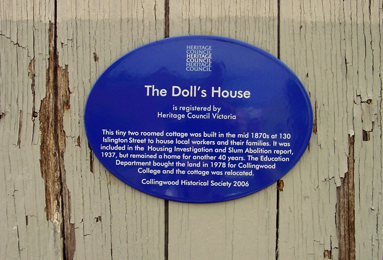 THe-Dolls-House.jpg