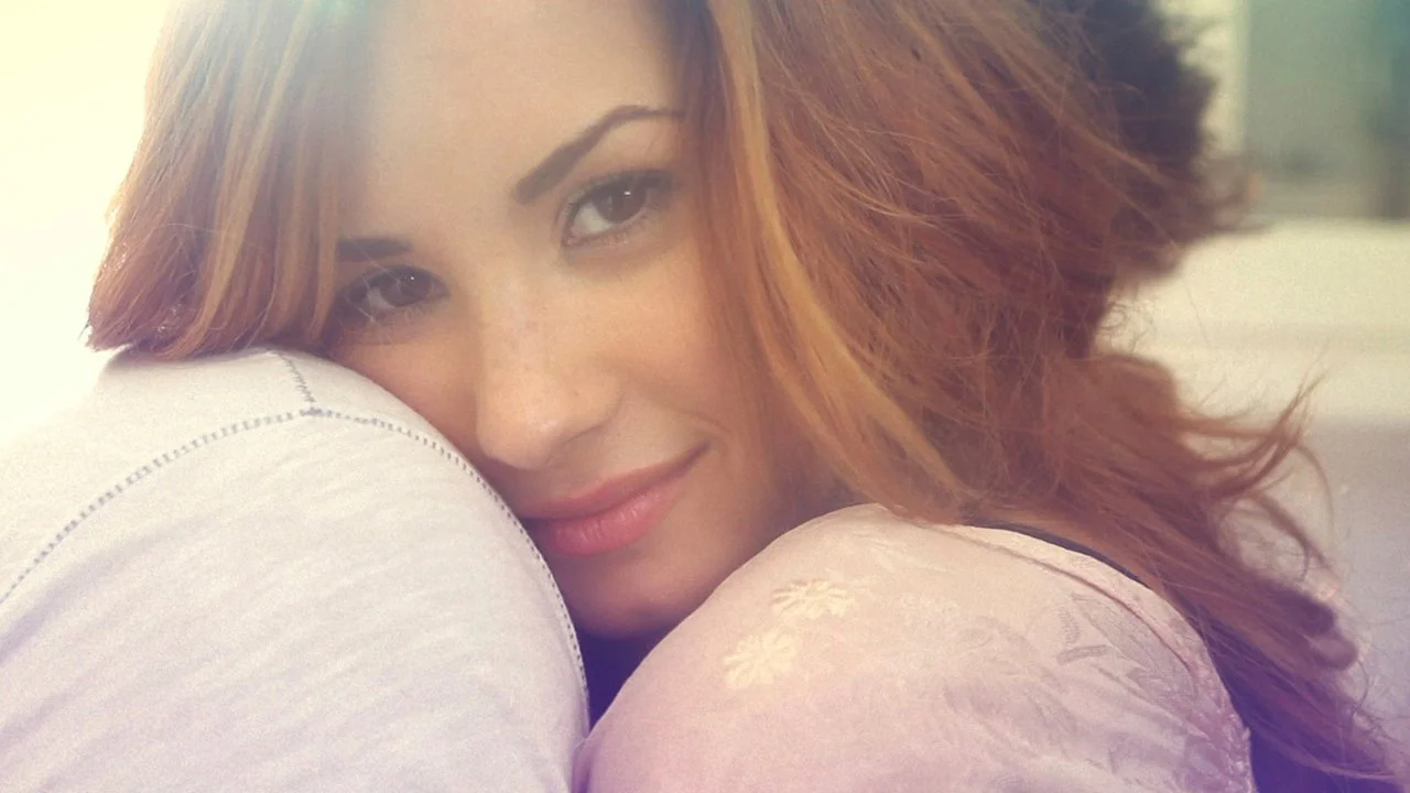 Demi Lovato - Give Your Heart A Break