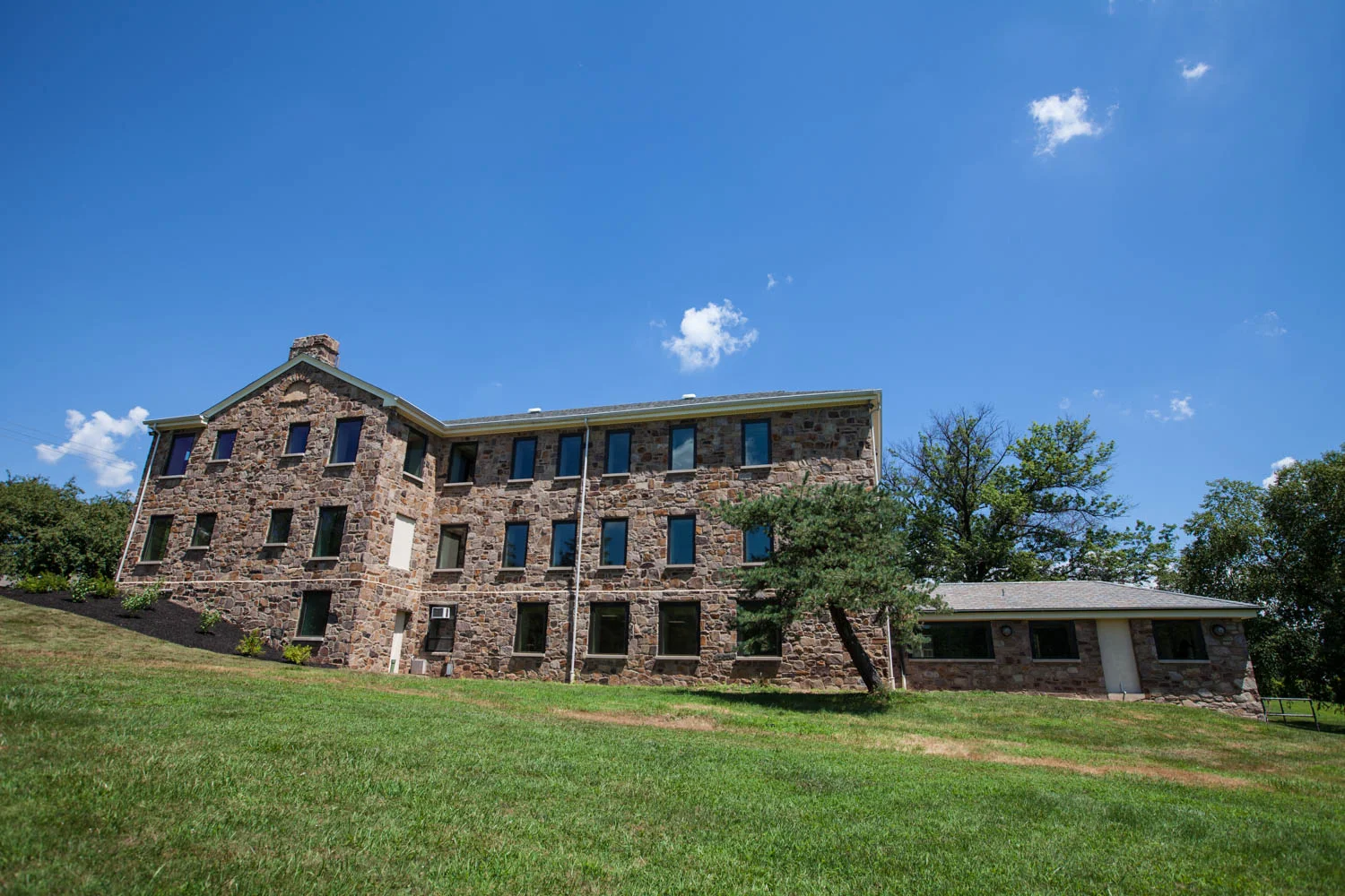 Montgomery County Youth Center — McDonald Building Co.