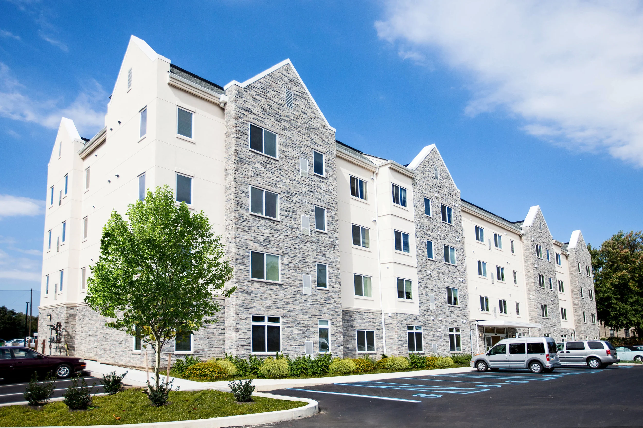 Inglis Gardens at Belmont — McDonald Building Co.