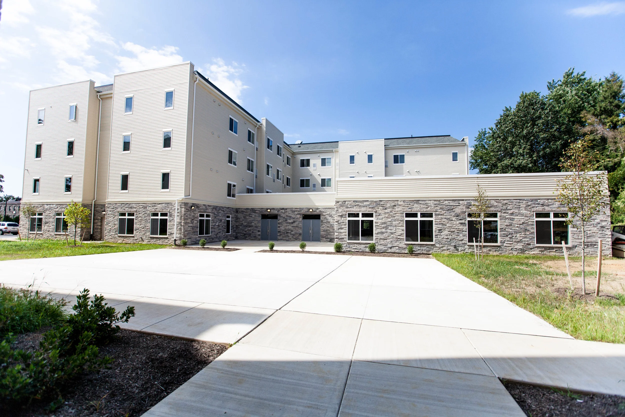 Inglis Gardens at Belmont — McDonald Building Co.