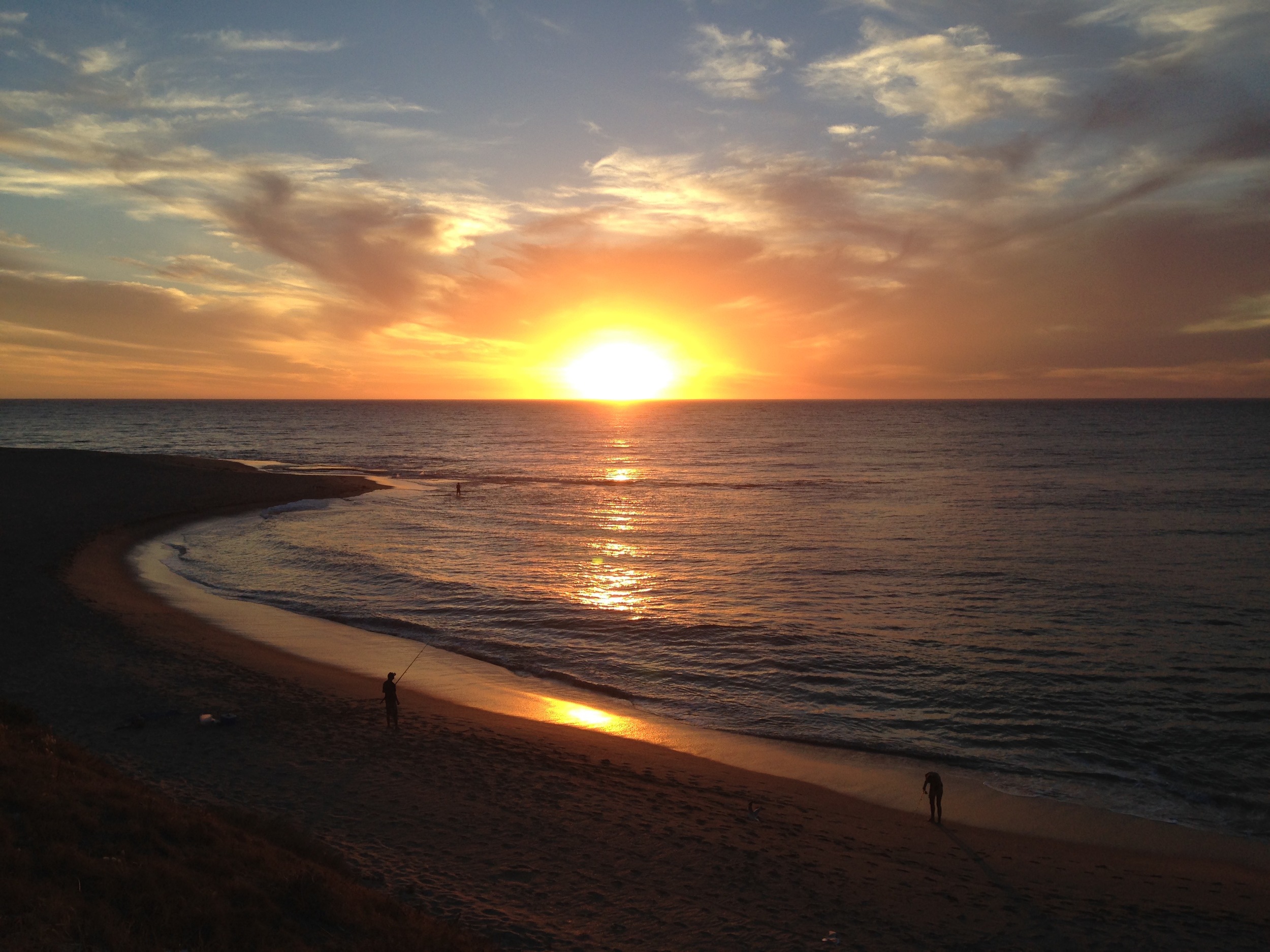   Supporting sustainable community development in the Peel   Blue Bay Beach, Halls Head 