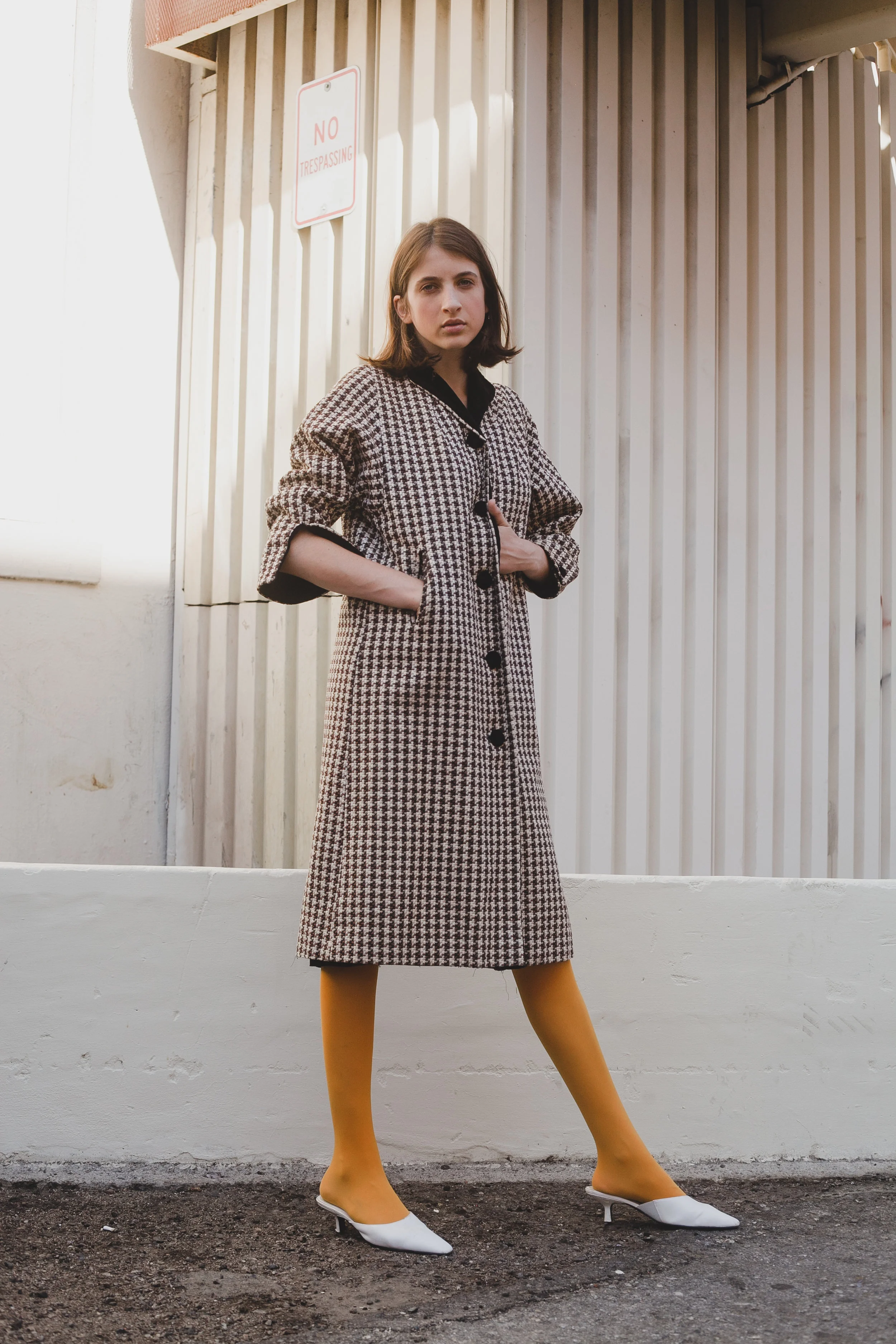 半額！SHORT SHAGGY COCOON OVER COAT 1950s Houndstooth Cocoon Coat — Cameo Appearance Vintage