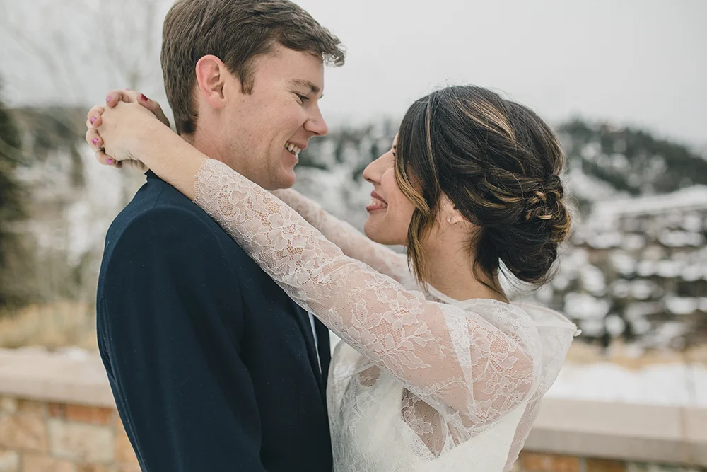 St. Regis Park City Wedding by Alixann Loosle