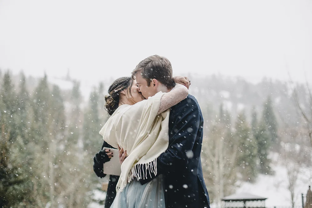 St. Regis Park City Wedding by Alixann Loosle