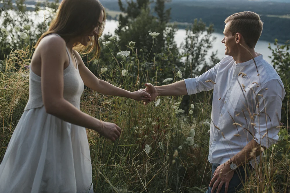 Latourel Falls Engagements44.jpg