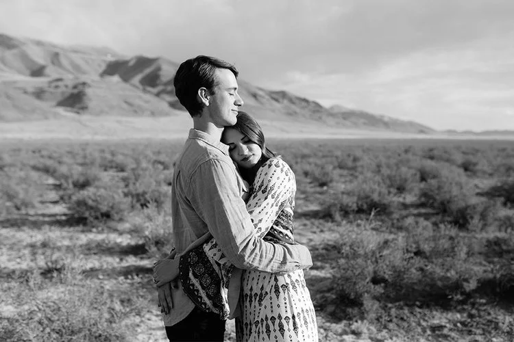 Utah Desert Engagements5.jpg