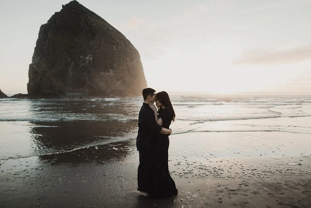 Cannon Beach Engagement Photos50.jpg