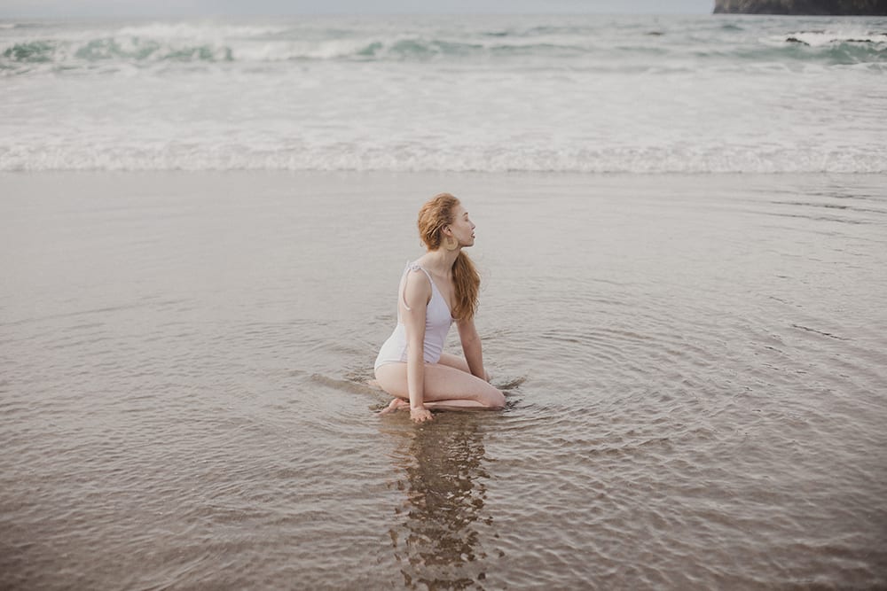 Cape Kiwanda Elopement by Alixann Loosle
