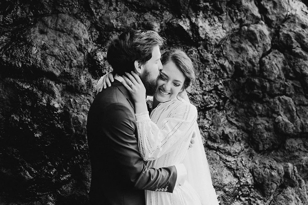 Oceanside Oregon Elopement by Alixann Loosle