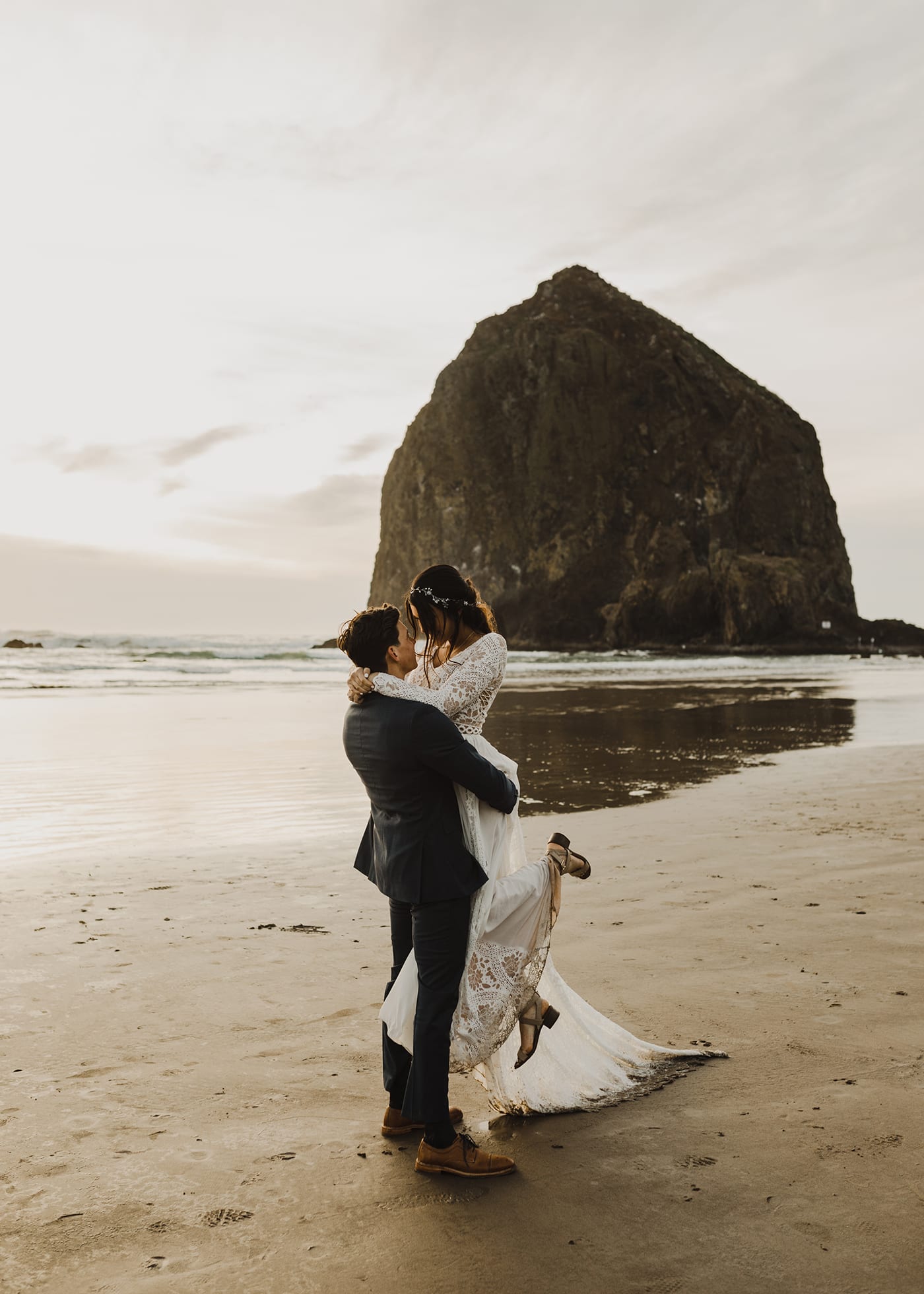 Hug Point Elopement Photos48.jpg