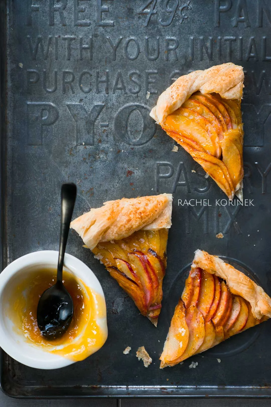 Rachel Korinek Melbourne Food Photographer Apple Crostata Click to check out my latest food photography projects. #twolovesstudio #beautifulcuisine #foodbloggerpro #foodphotography #learnfoodphotography #foodblogger #learnphotography #foodstyling #lightingtips #naturallight #foodphotographer