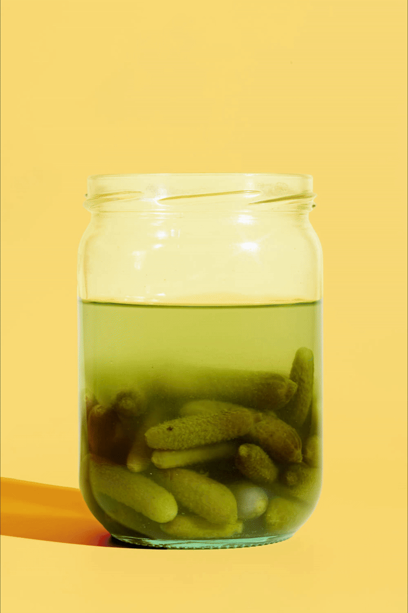 toronto-food-photographer-rachel-korinek-pickles.gif
