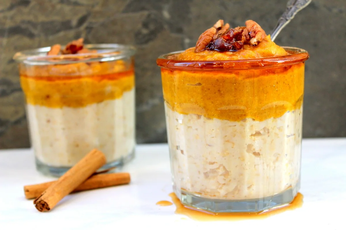 Pumpkin pie in a jar : pumpkin pie puree, warm oatmeal & maple syrup