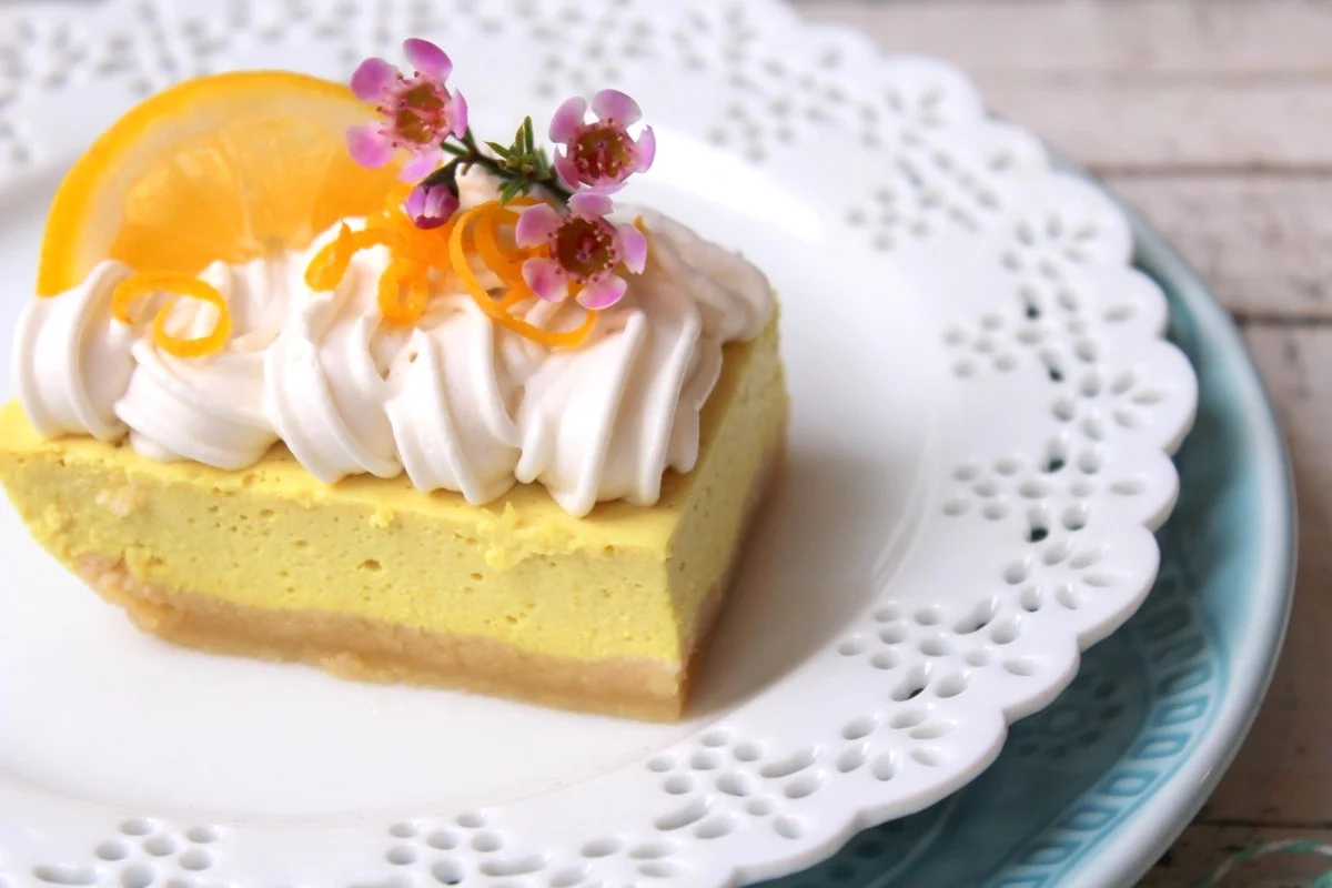 Vegan lemon bars (Gluten-free, egg-free, dairy-free).